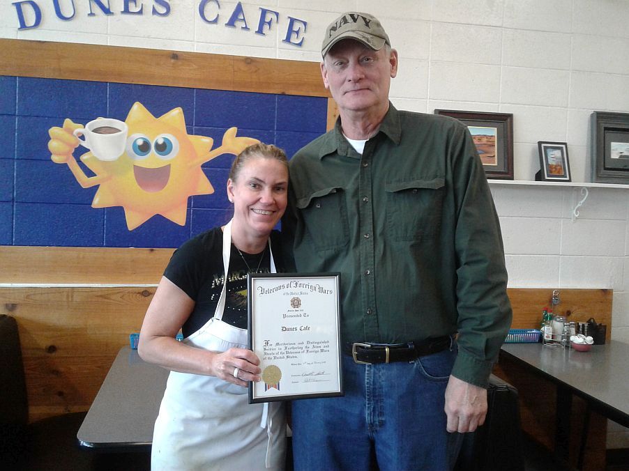 Kari's Dunes Cafe receiving a VFW Appreciation Award - 2018